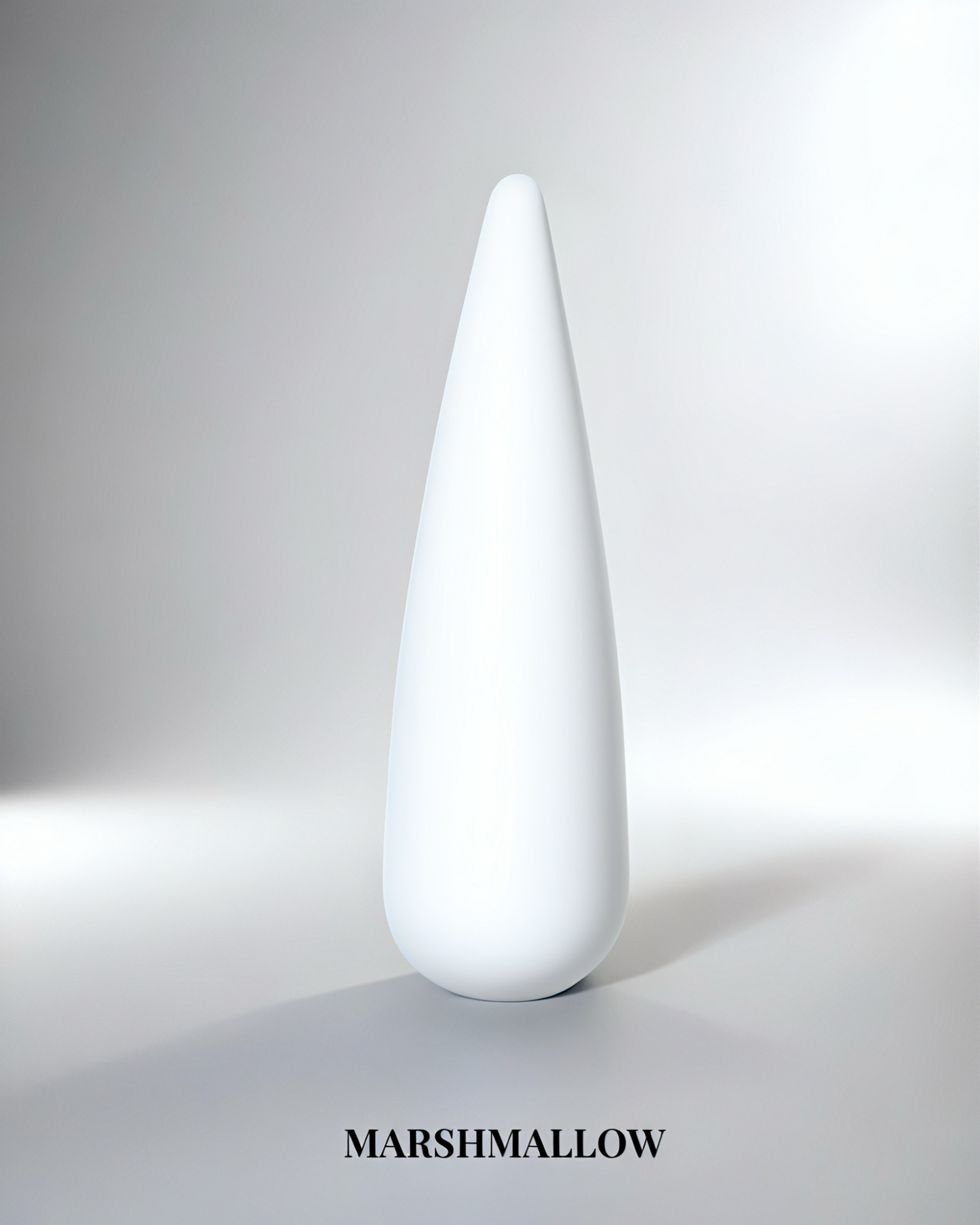 Vit heltäckande gellack i färgen Marshmallow för naglar.