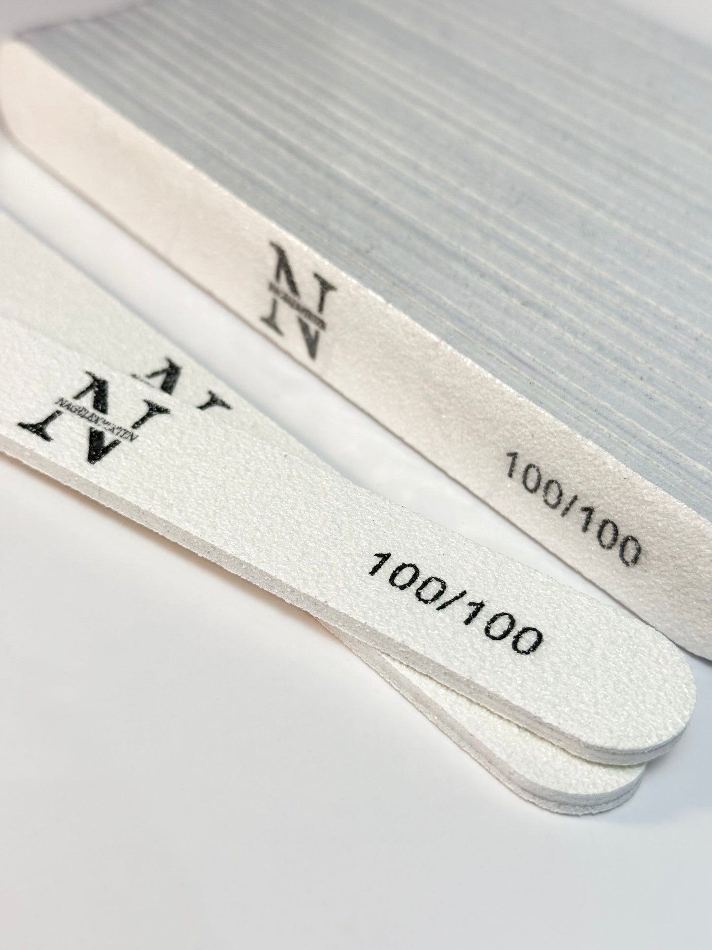 Kynsiviilat suorat 100/100 • Valkoinen 25 kpl