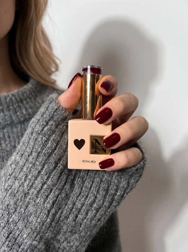 Gel polish • Royal red 15ml