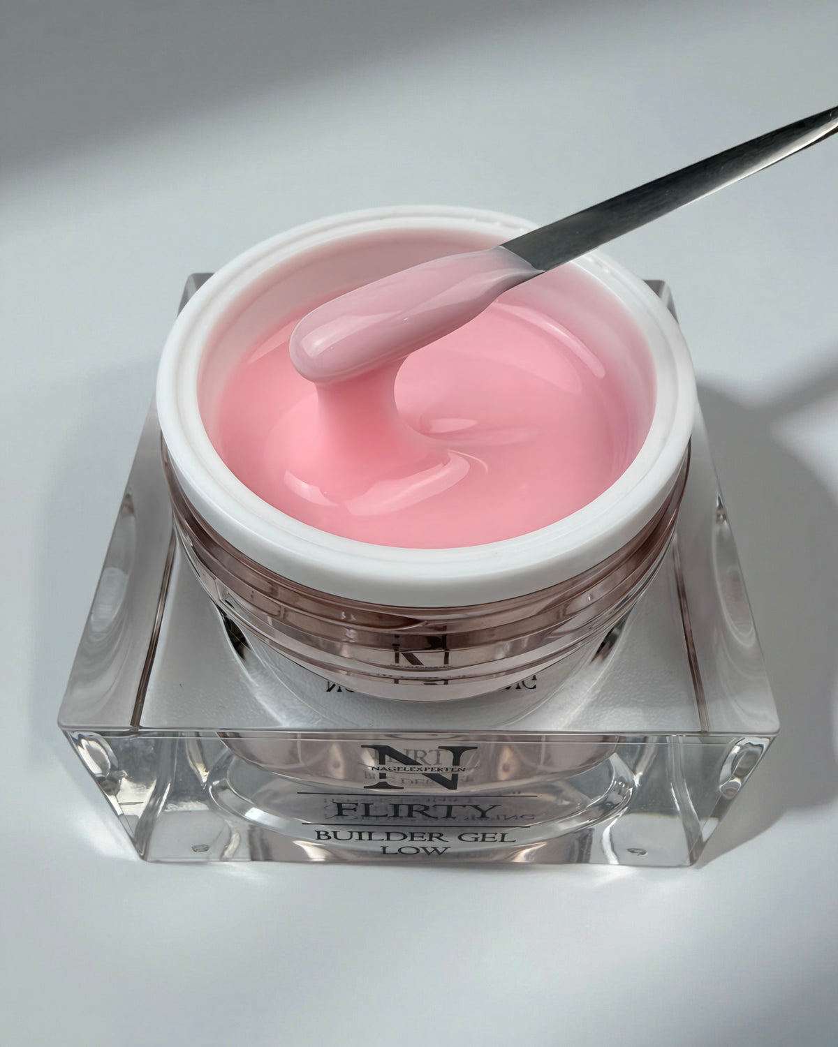 BUILDER GEL • FLIRTY • Låg
