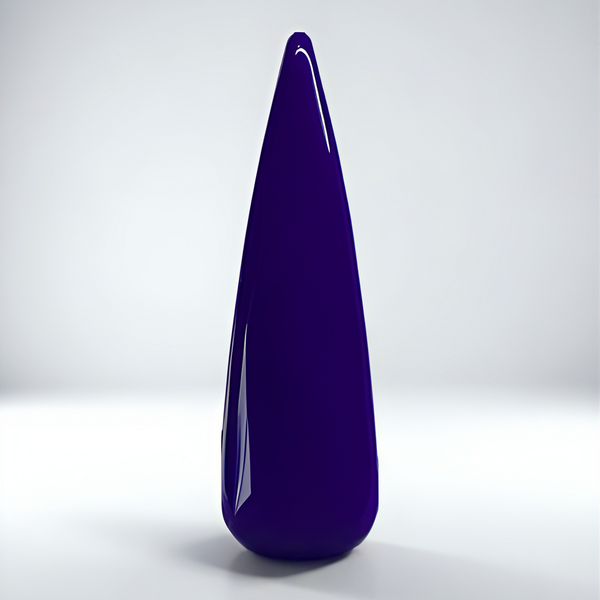 Blått heltäckande gellack i färgen Deep blue för naglar