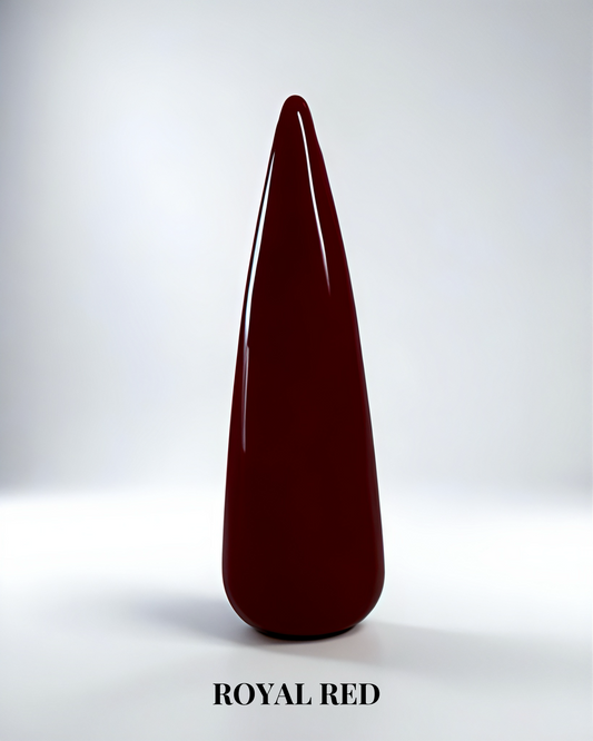 Mörkrött heltäckande gellack i färgen Royal red för naglar